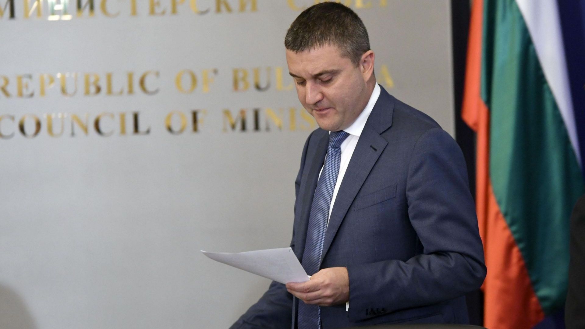 Около 3 процента от базата данни на НАП е засегната