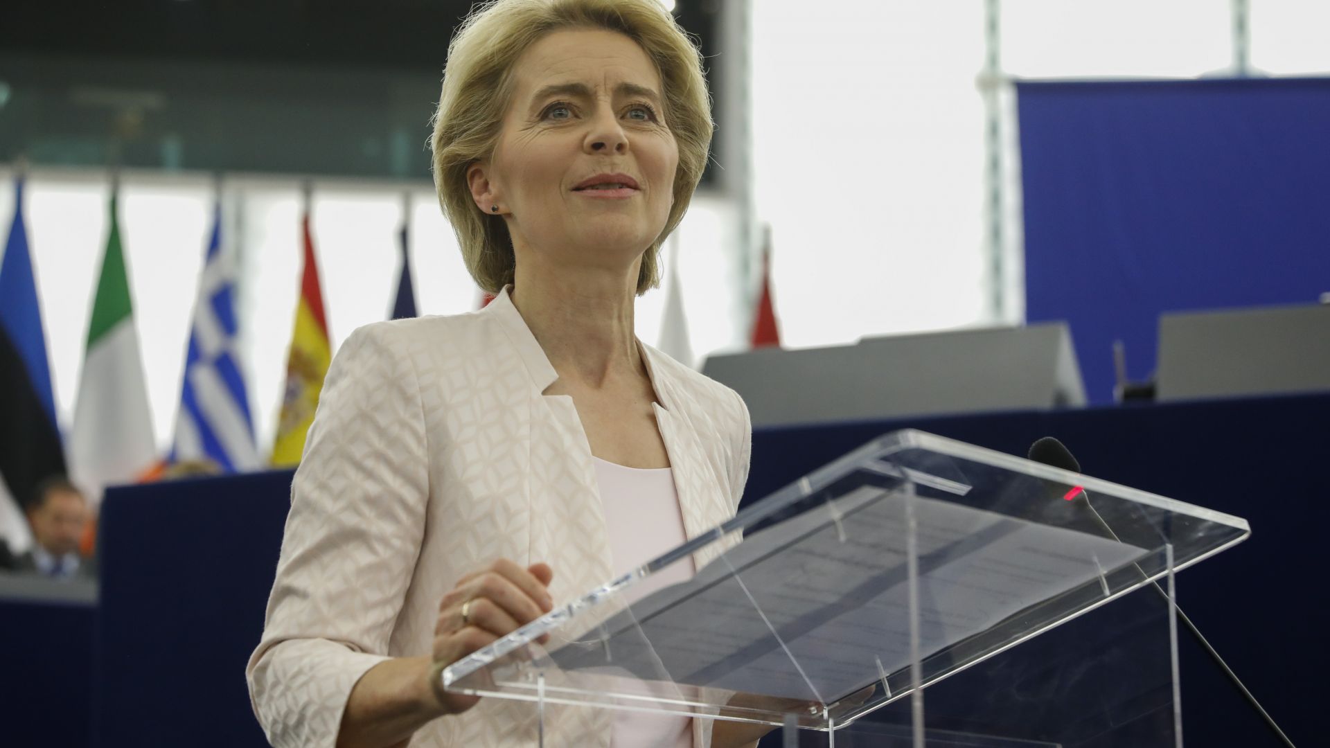 За първи път жена оглави Европейската комисия