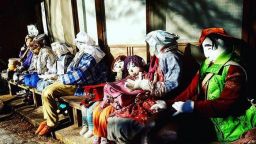  Мъртви души: художничка "населява" с кукли опустяло село