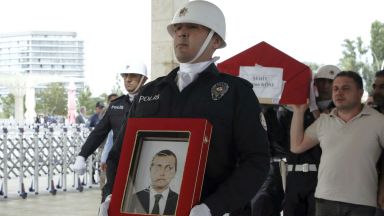 Турция нанесе ответен удар в Ирак след нападението в Ербил