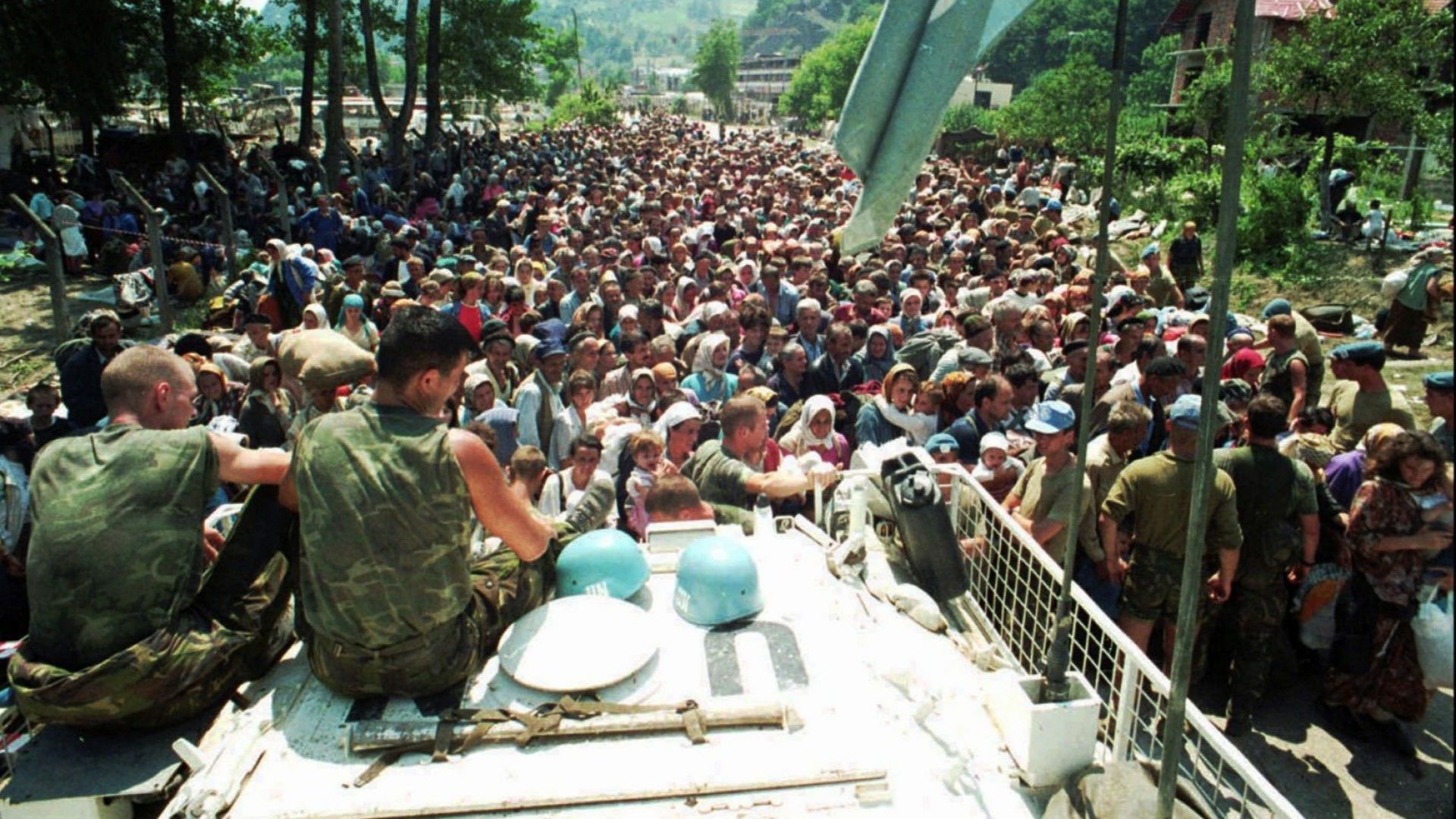 Върховният съд реши, че Холандия е само 10% отговорна за клането в Сребреница