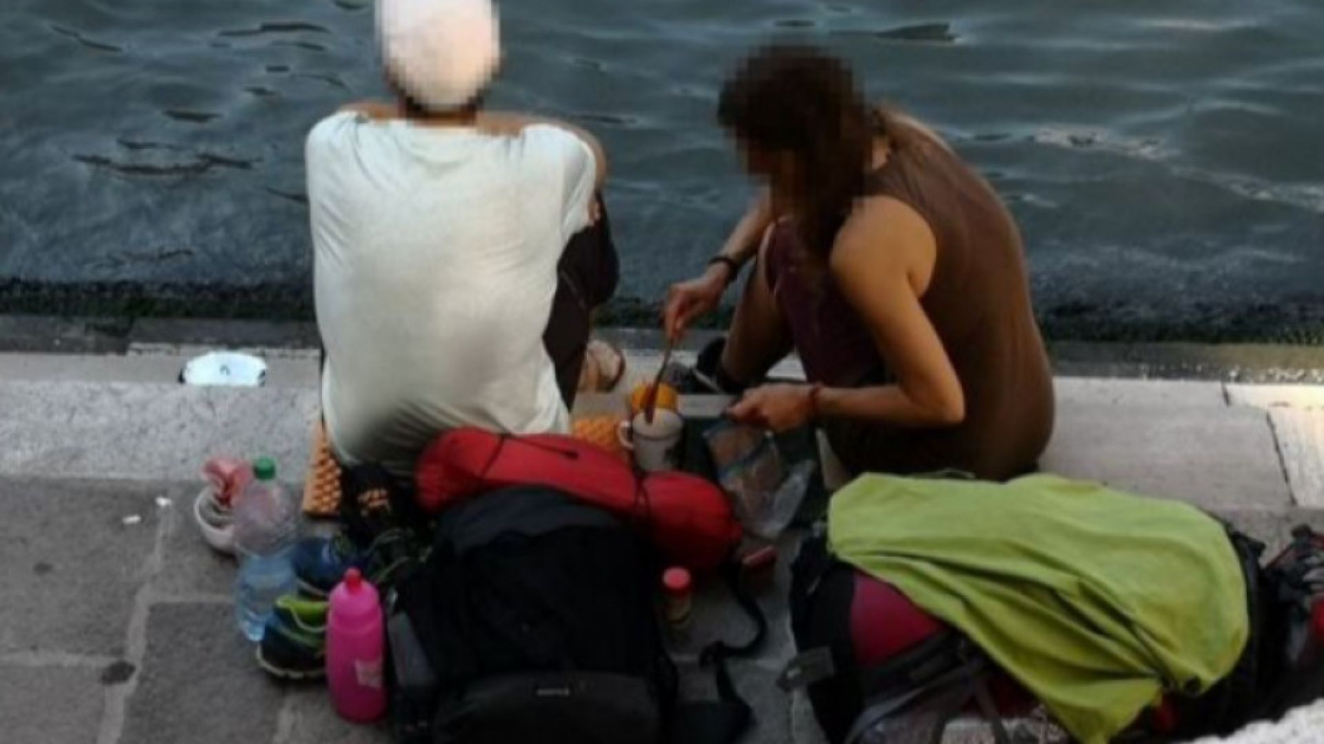 Глобиха туристи с €950 във Венеция, правели си кафе на моста Риалто 