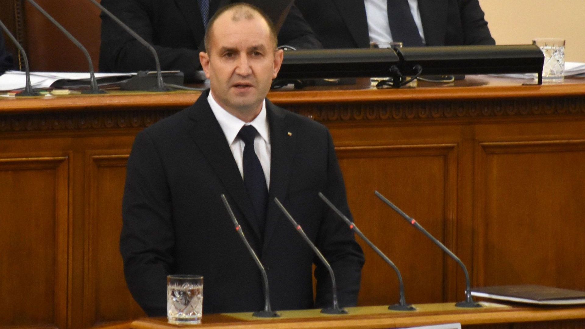 Броени дни остават до депутатската ваканция Традиционно парламентът ще почива