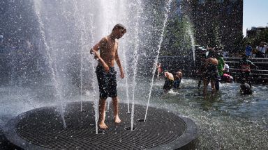 Жегите в САЩ взеха 6 жертви (видео)