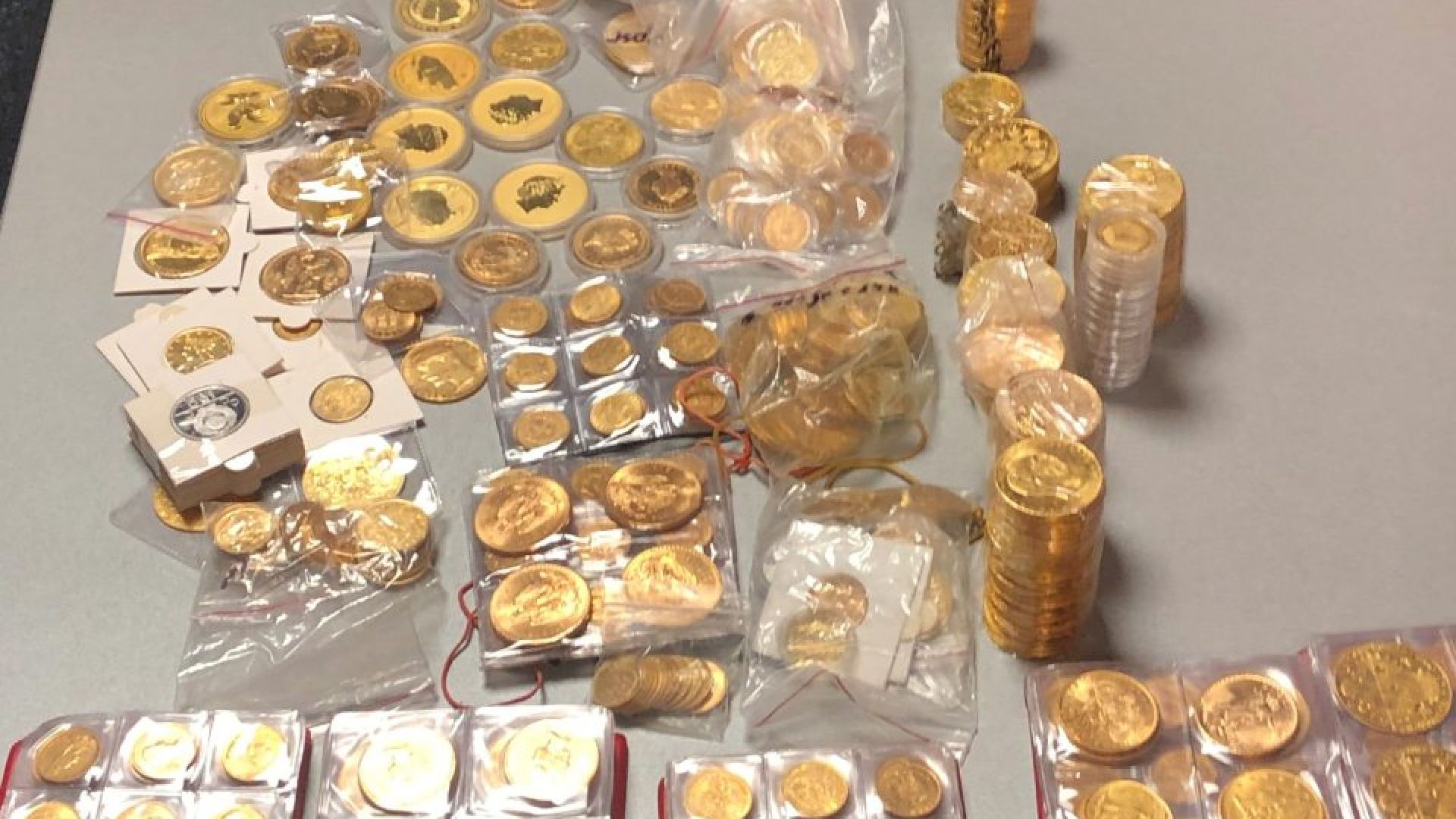 Криминалисти от СДВР задържаха шестима участници в престъпна група за