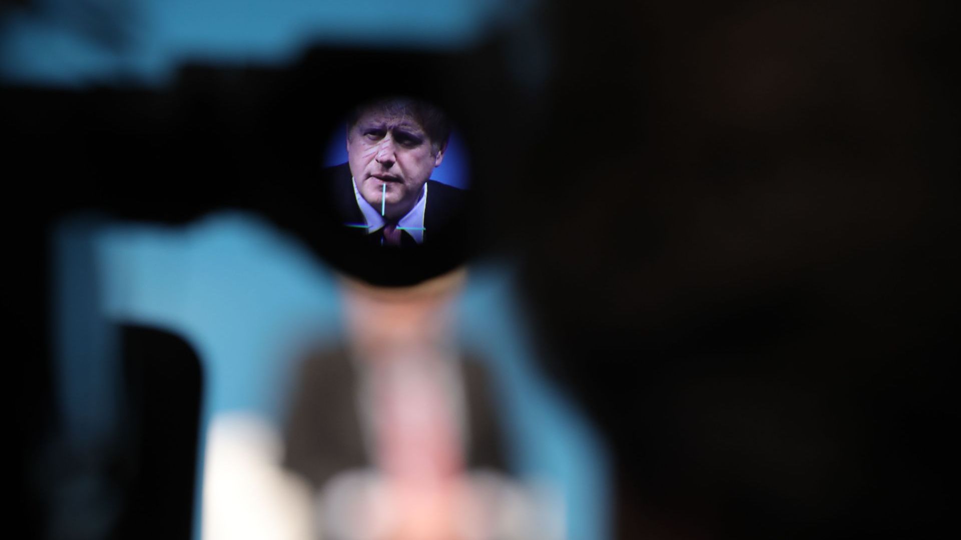 За Борис Джонсън проблемите едва започват пише френският в Паризиен