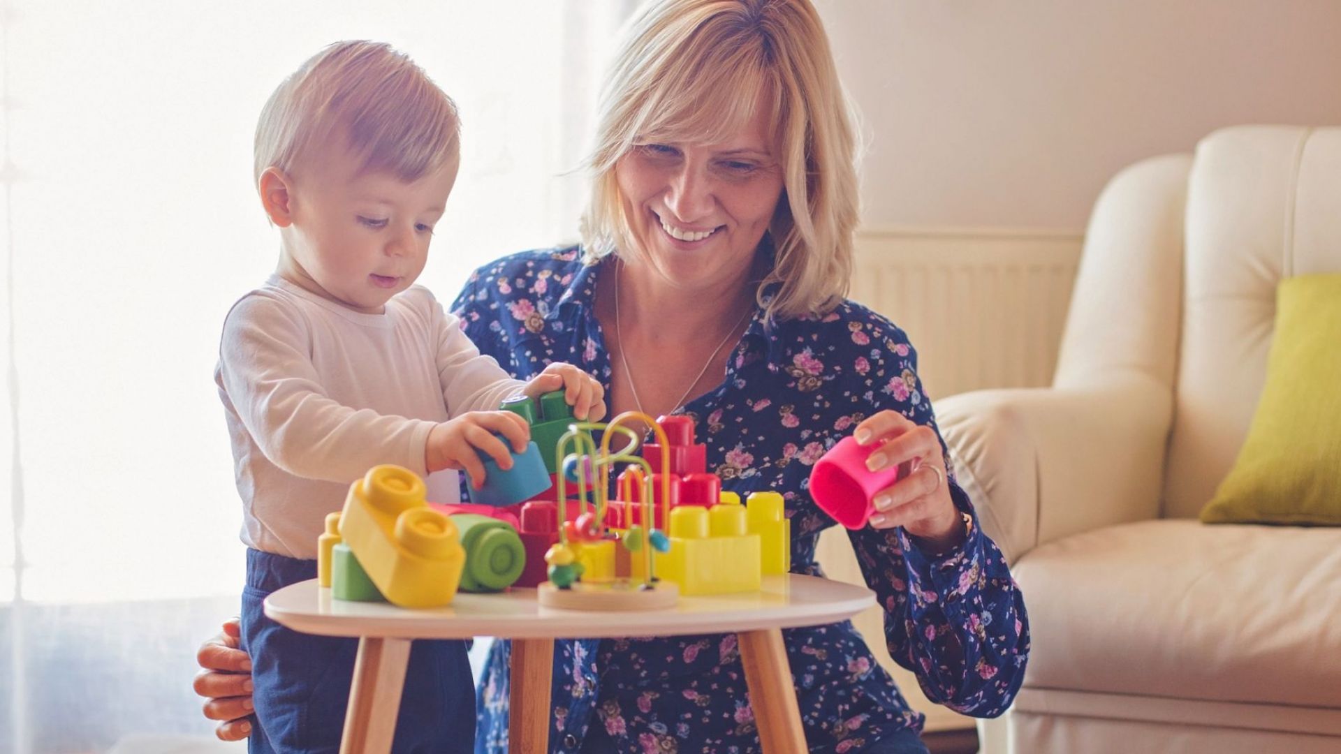 Общо около 5000 семейства ще имат държавна бавачка която ще