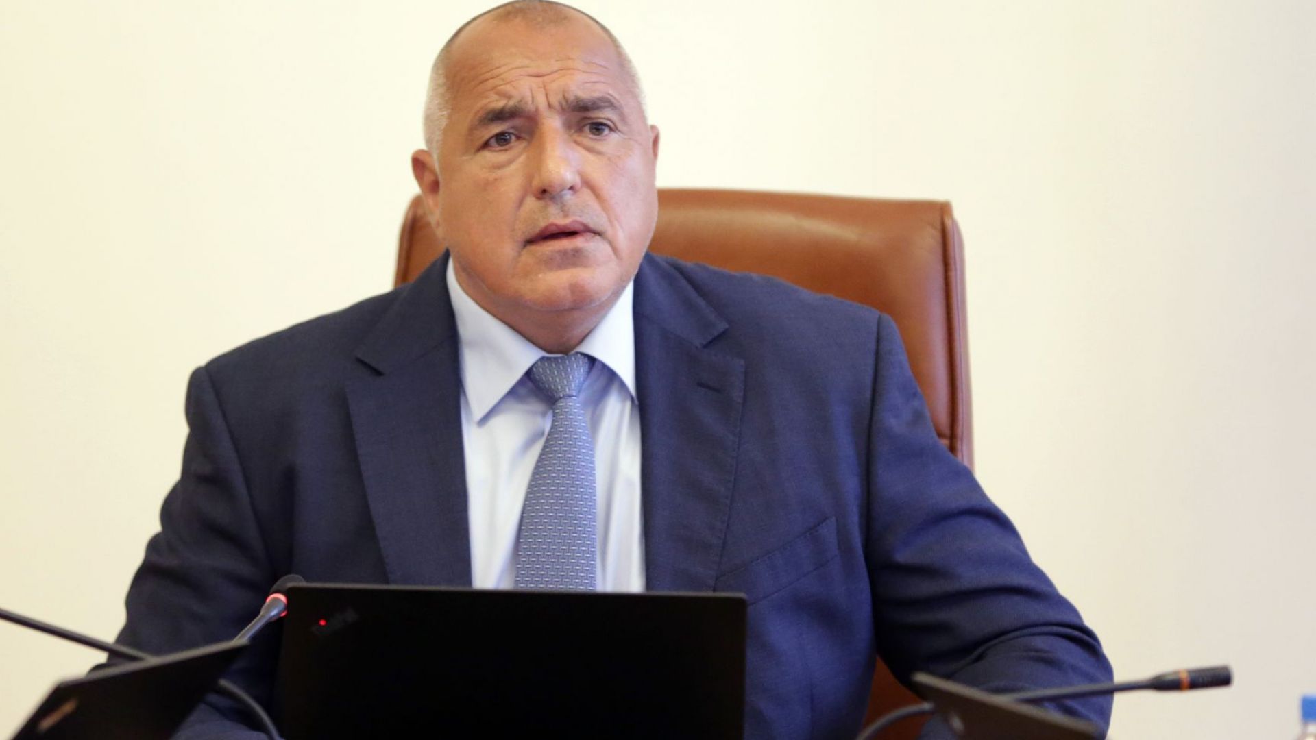 Някой умишлено иска да сваля правителството това заяви премиерът Бойко