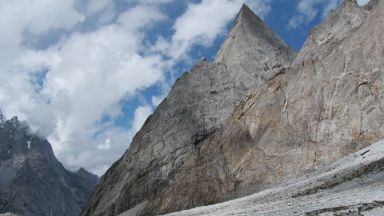Български алпинисти ще проправят нов маршрут към красивия връх "Nayser Brakk" в Пакистан