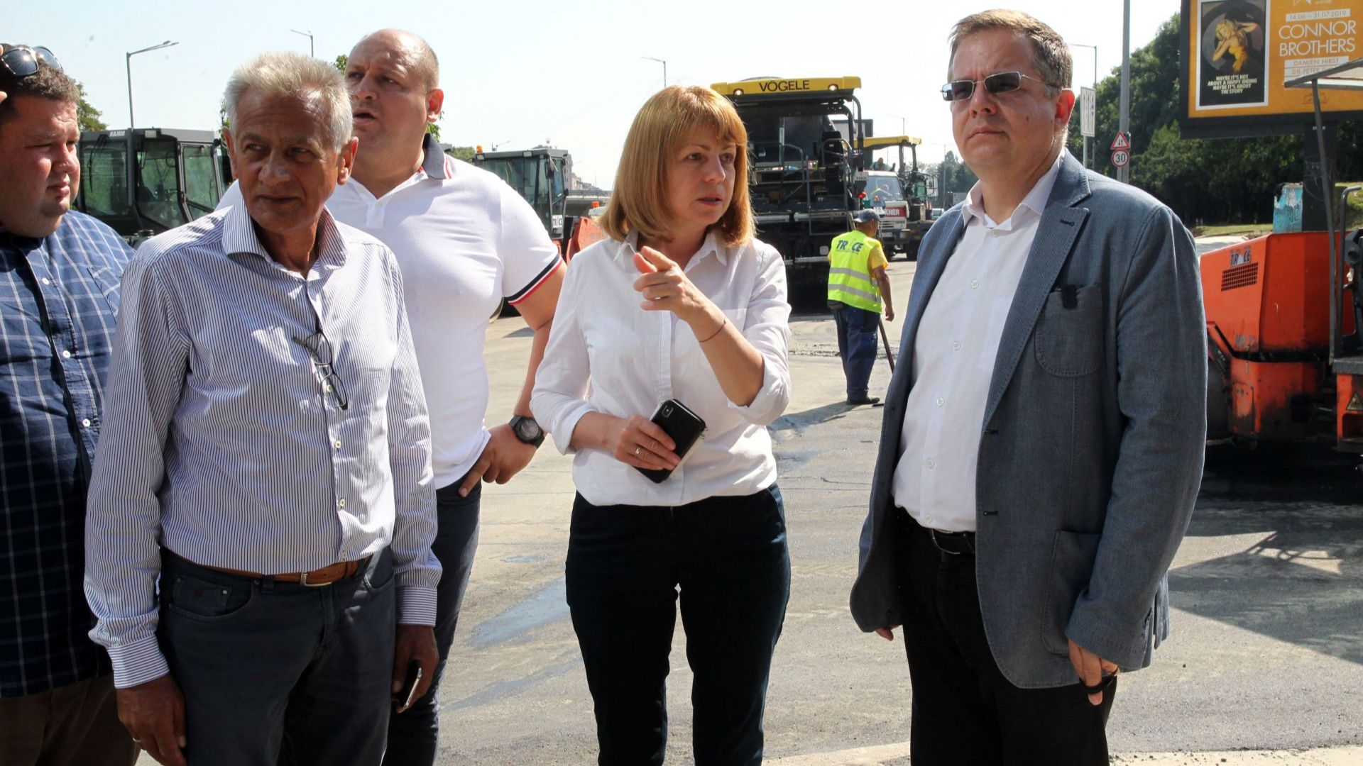 Дългоочакваното възстановяване на движението по южното платно на бул България в