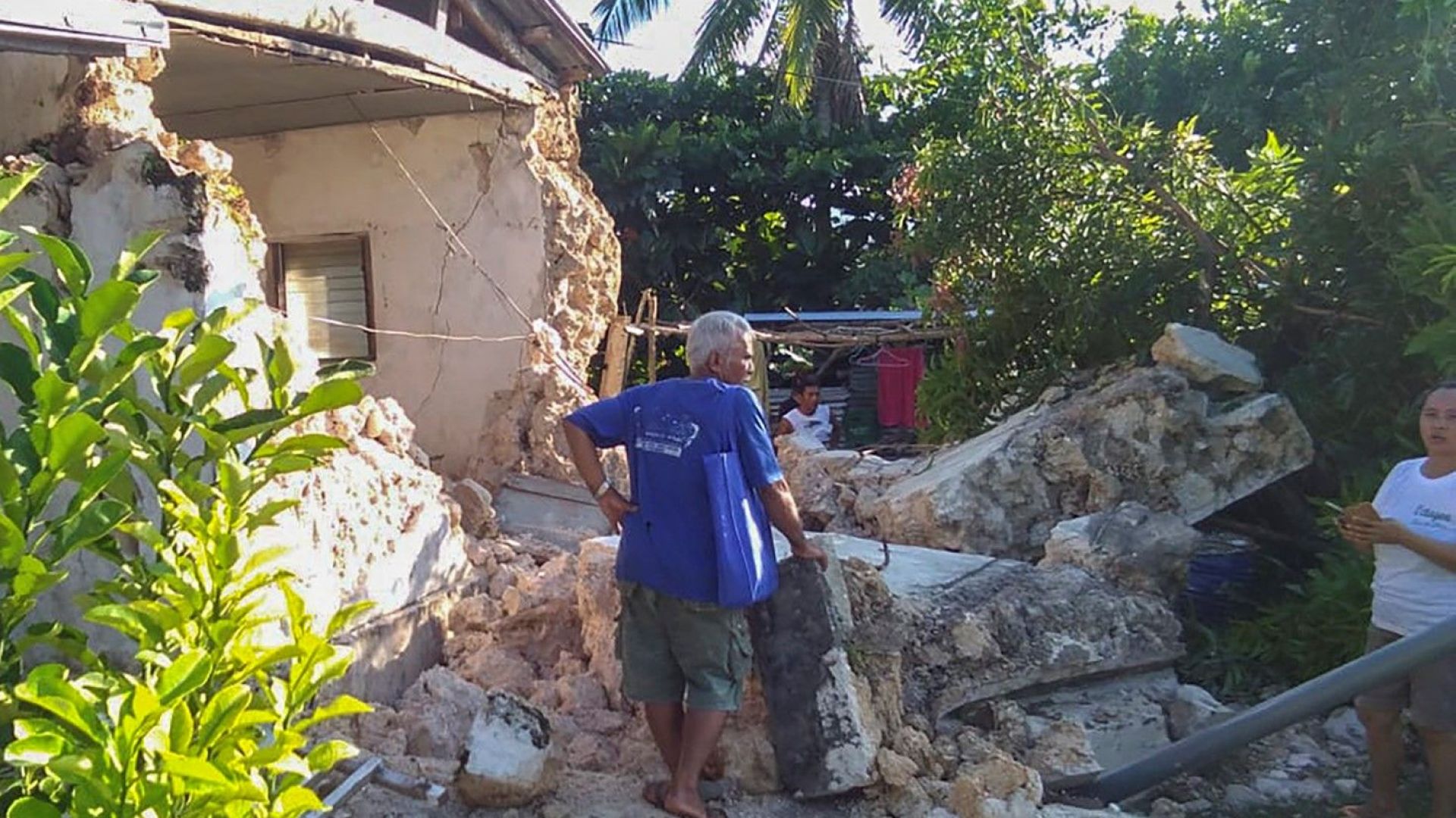 Осем души загинаха а няколко десетки са ранени при двете