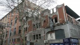 Събарят още един от тютюневите складове в Пловдив