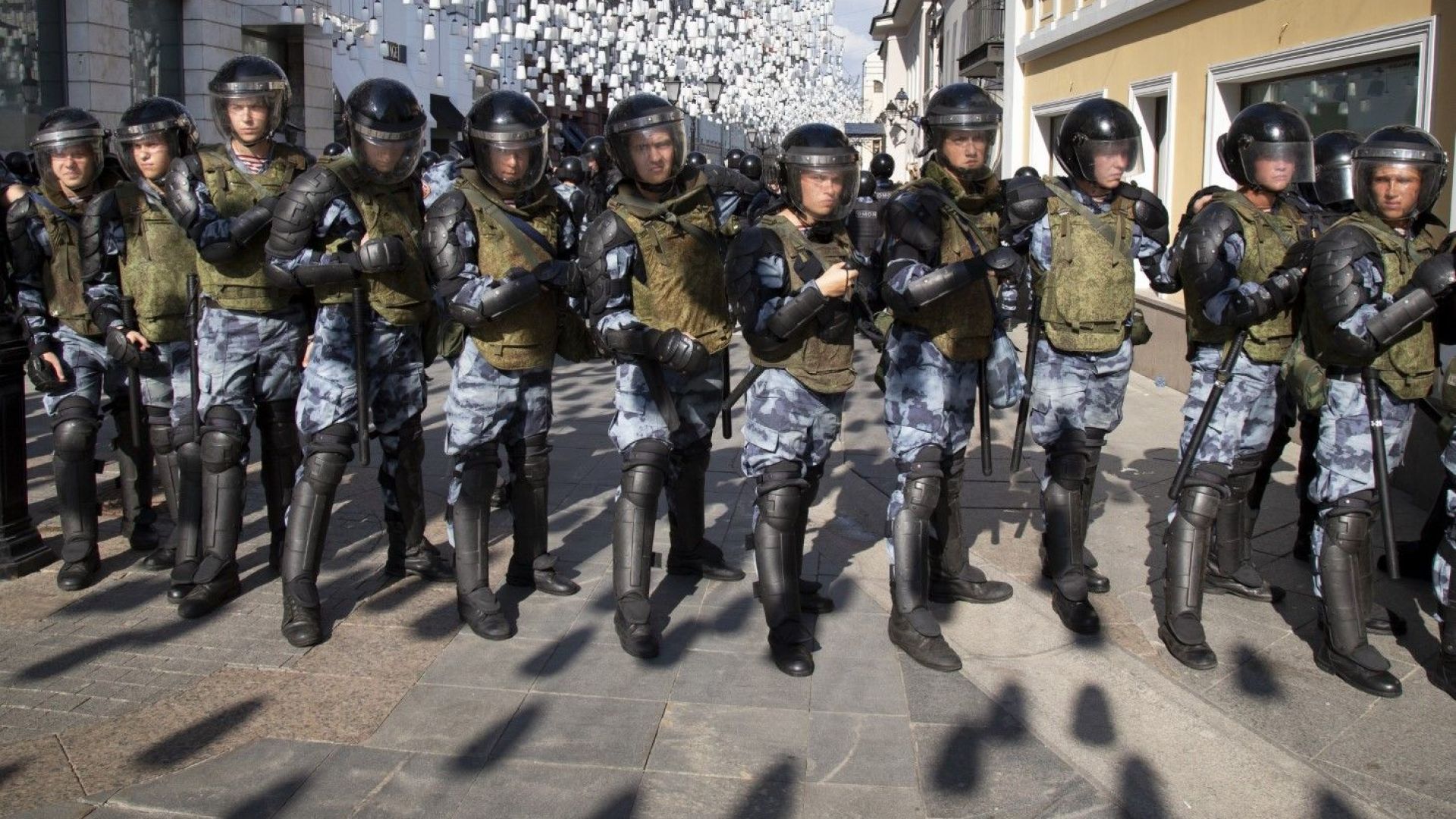 Близки на най изявения руски опозиционер Алексей Навални изразиха опасения за