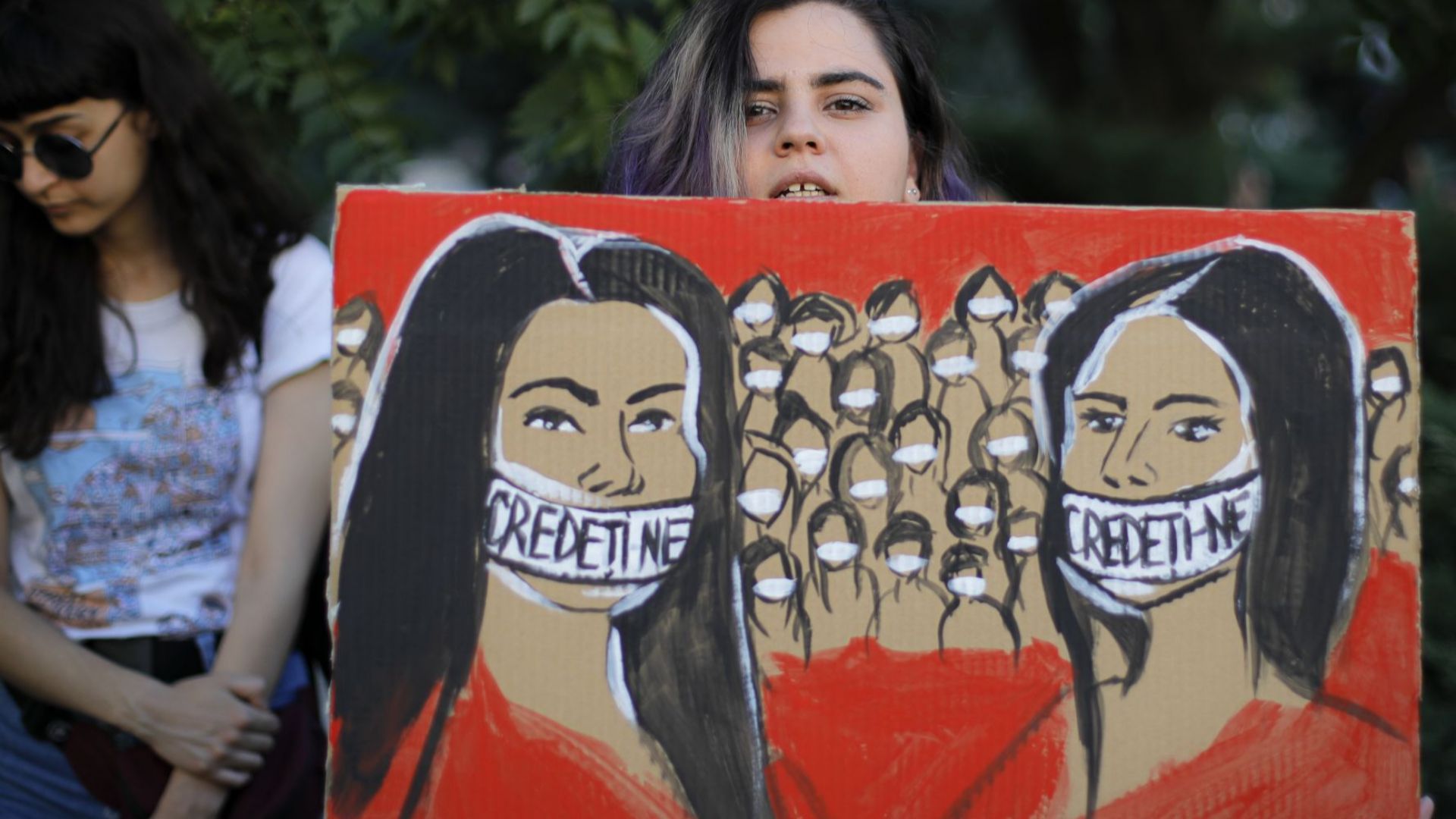 Случаят Александра шокира Румъния В събота в Букурещ хиляди хора