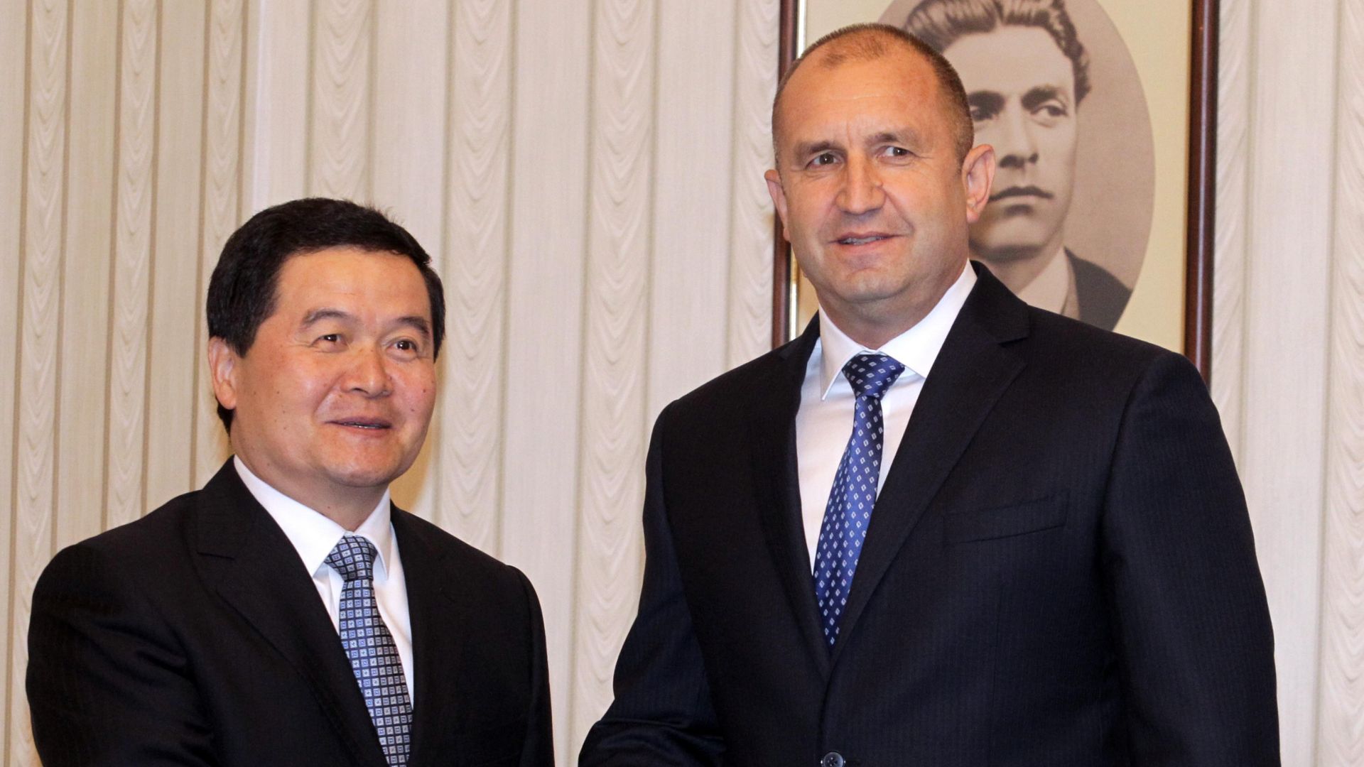 Президентът Румен Радев обсъди с посланика на Китайската народна република