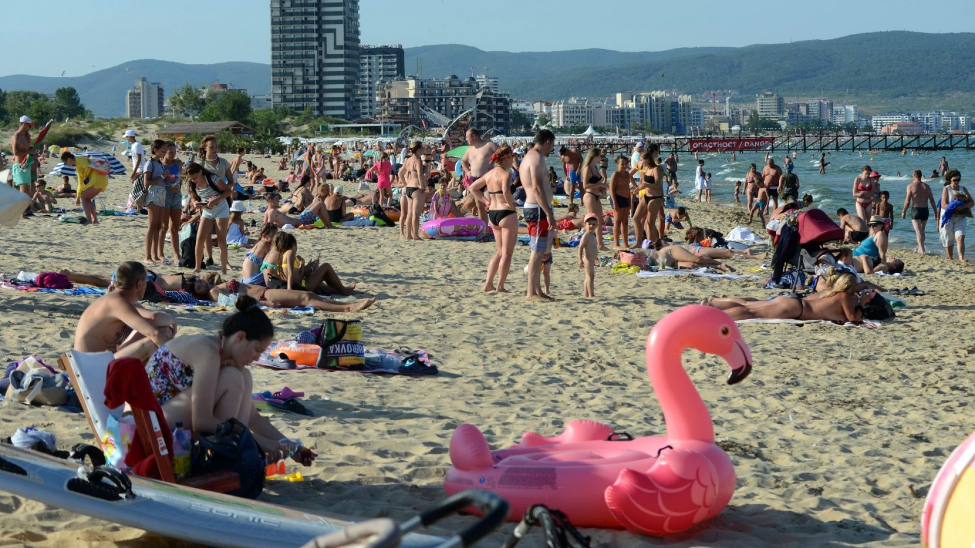 С редуциран състав ще работят морските спасители на плажа в