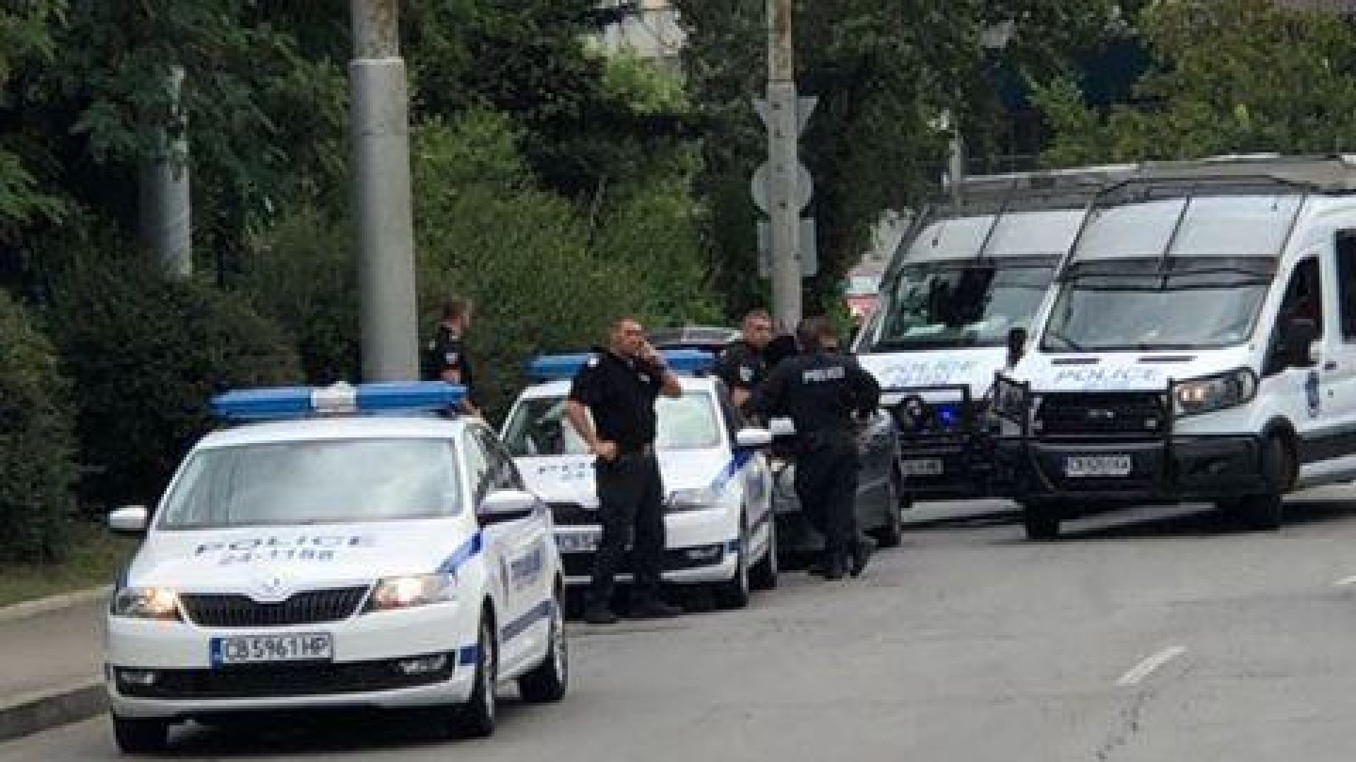 Въоръжен грабеж е бил извършен този следобед в района на