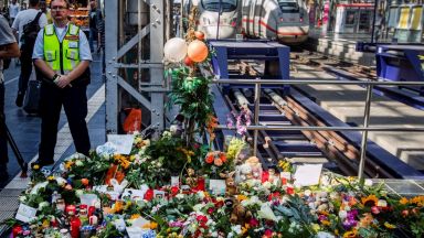  Заподозреният за убийството на дете на гара във Франкфурт е бил търсен от швейцарската полиция 