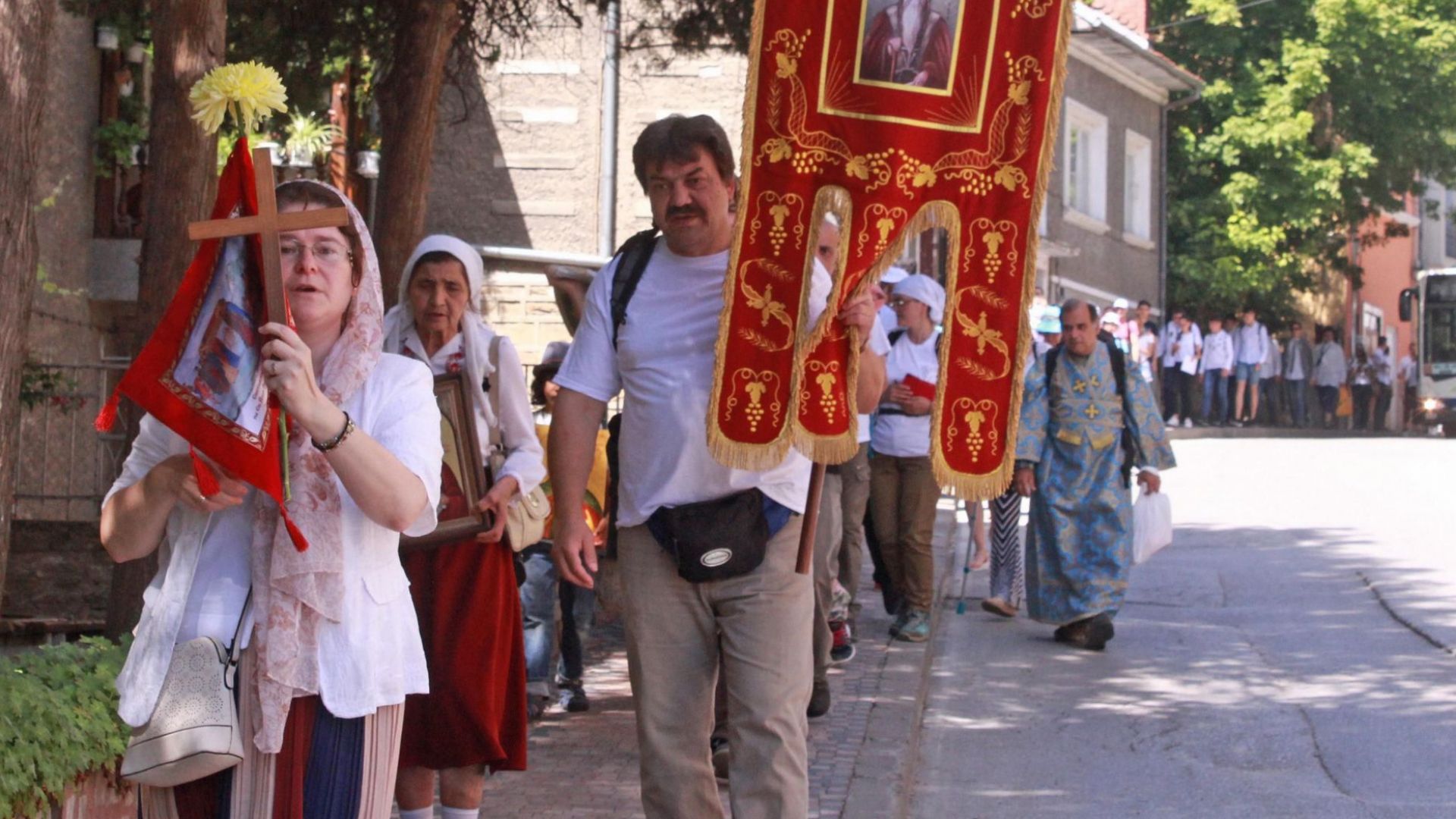 77 годишен участник в първия у нас поклоннически поход Светият път от Велико
