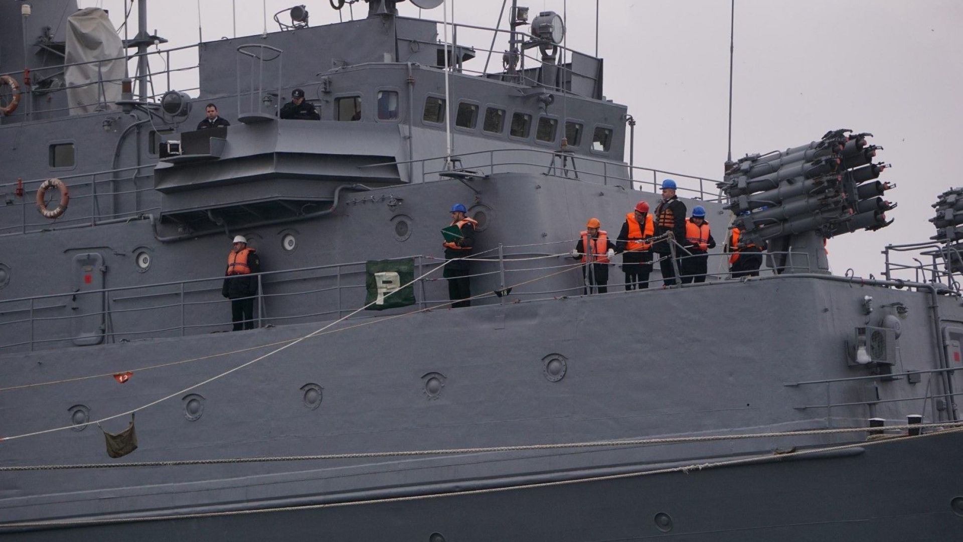 След месеци напрежение около изтребителите предстоят очаквано трудни дни и