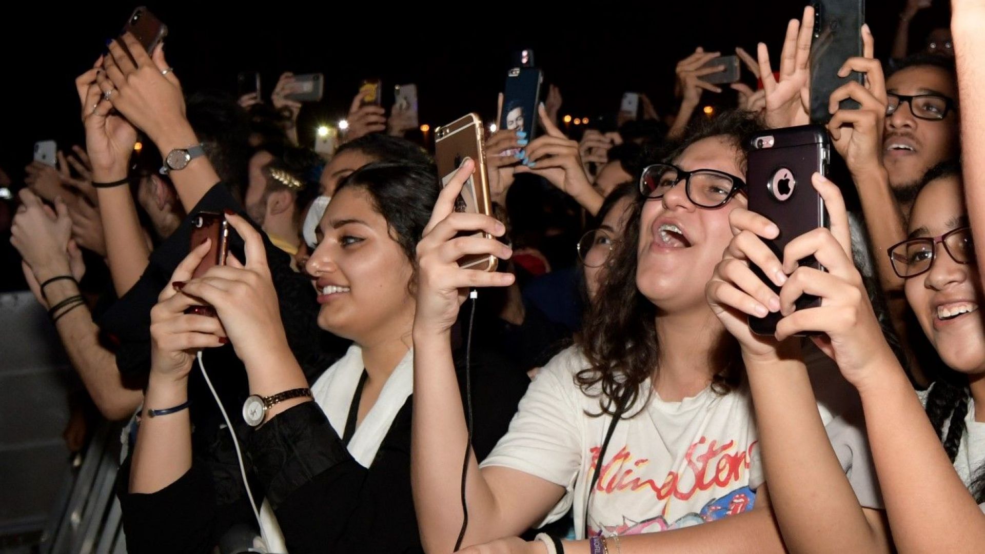 Саудитските жени на възраст над 21 години вече ще могат