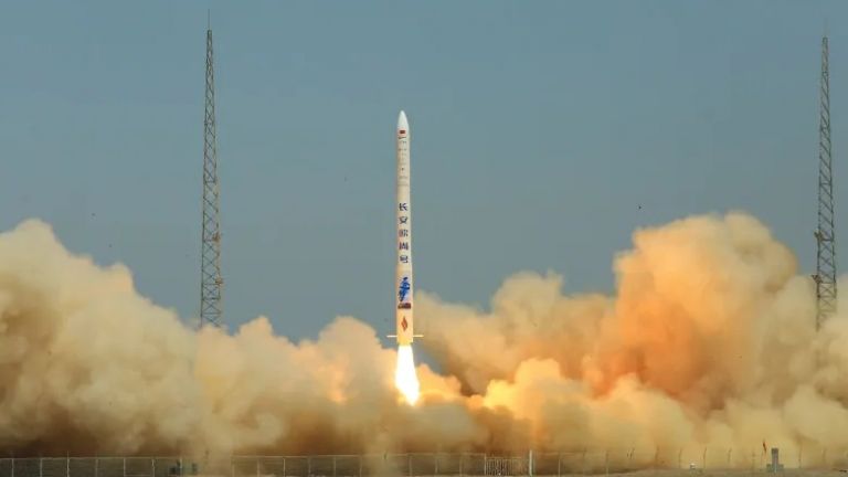 Китай напредва с ракетите за многократна употреба