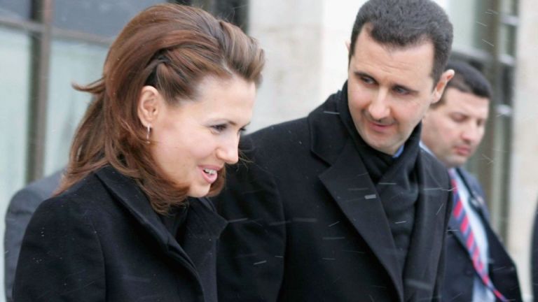 Сирийският президент Башар Асад и съпругата му Асма са дали