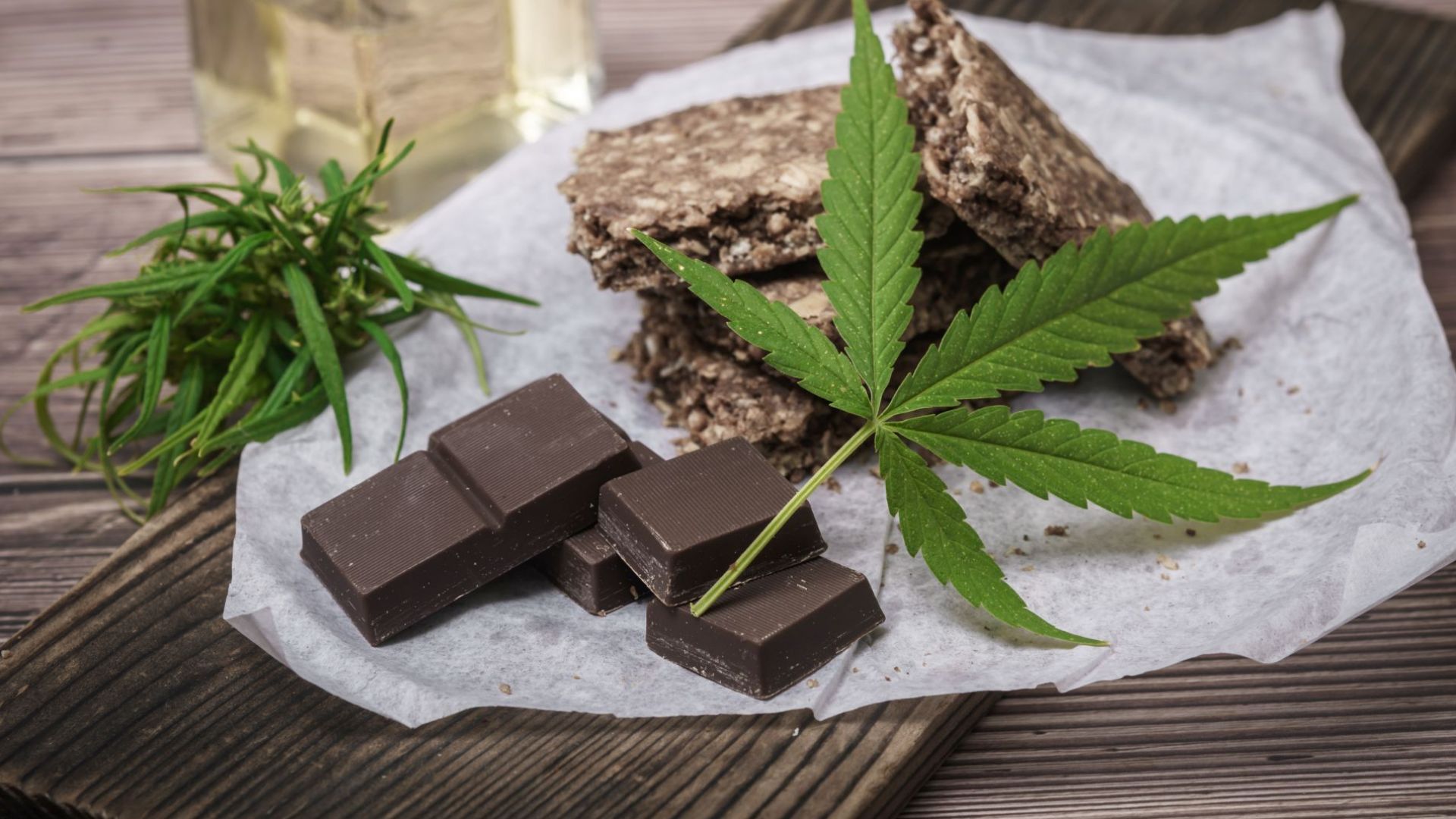 Две жени и двама мъже са потърсили медицинска помощ след