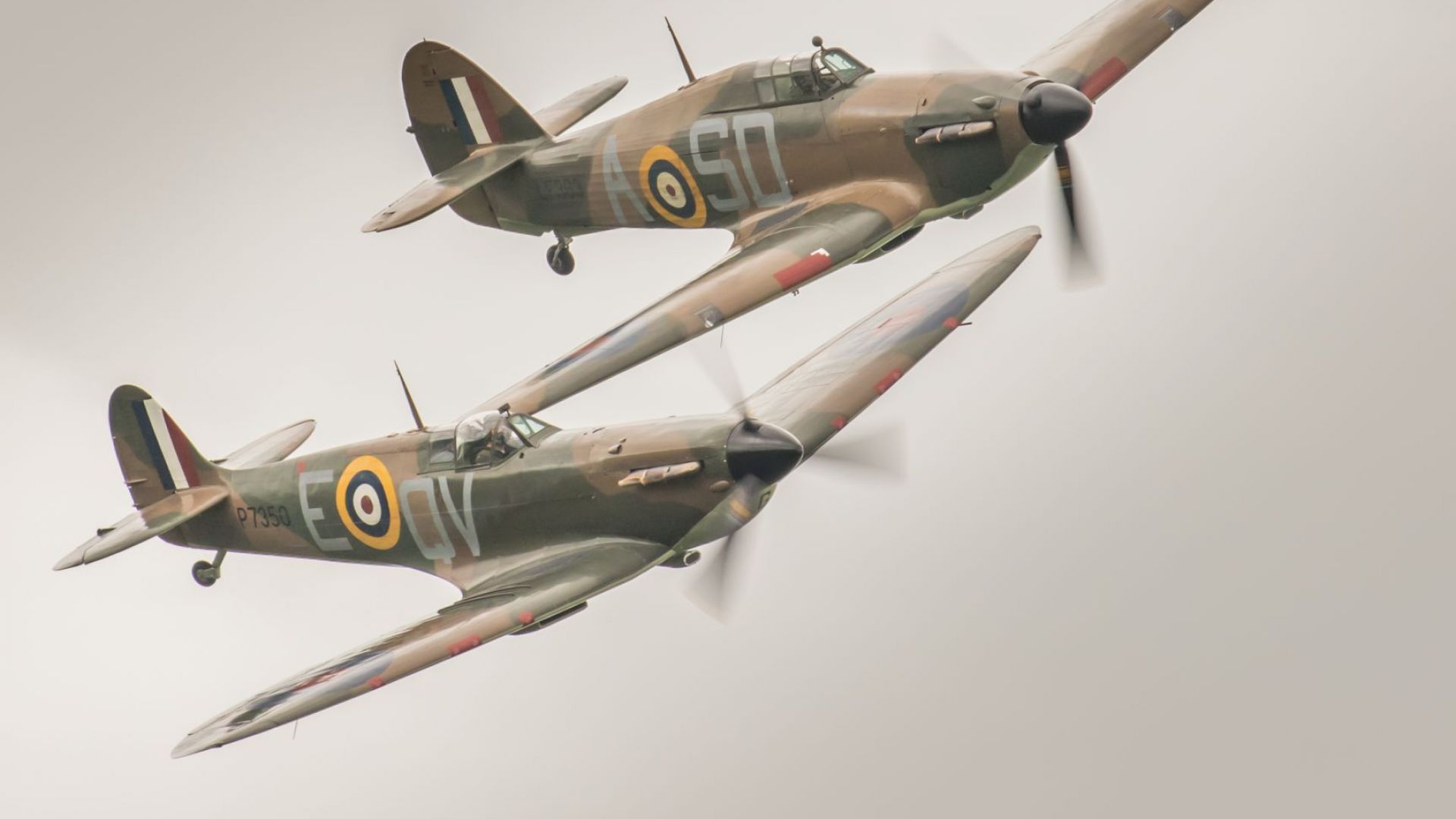 Двама британски авиатори тръгват днес от Южна Англия на околосветско
