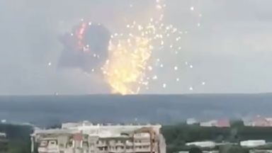  Взрив в склад за муниции в Русия, изтеглят 11 000 души (снимки и видео) 