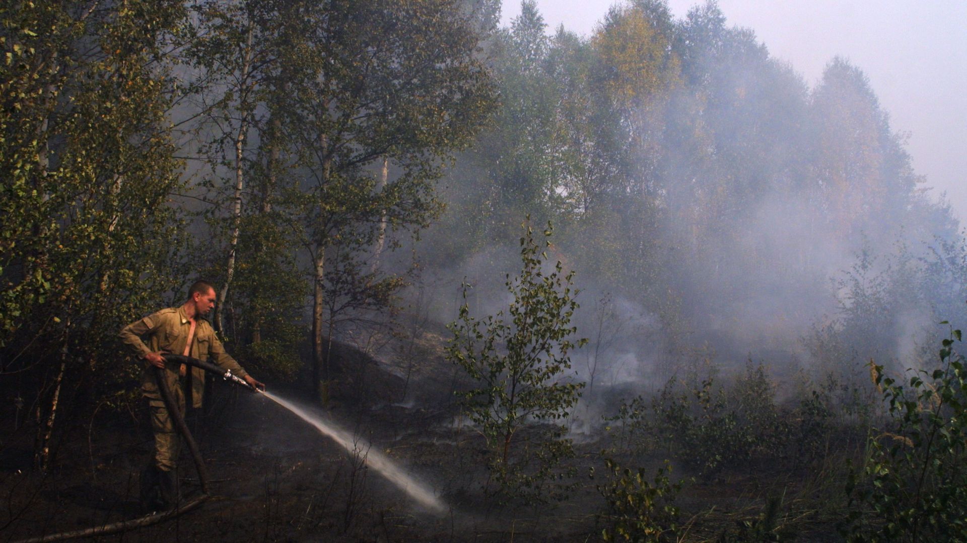 Над 20 милиона евро костват на руската хазна пожарите в Сибир