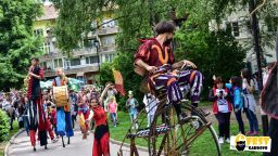 Уличният фестивал 6Fest - с фиеста в пловдивския квартал "Капана"