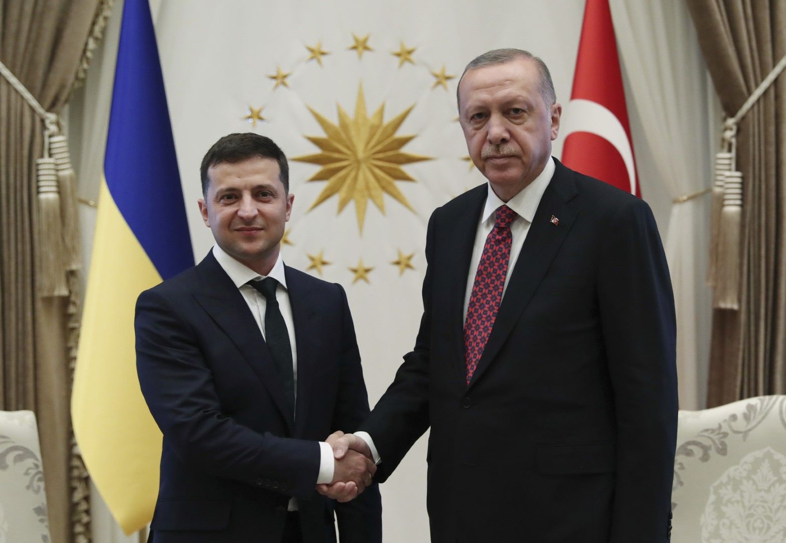 Володимир Зеленски и Реджеп Тайип Ердоган на среща в Анкара