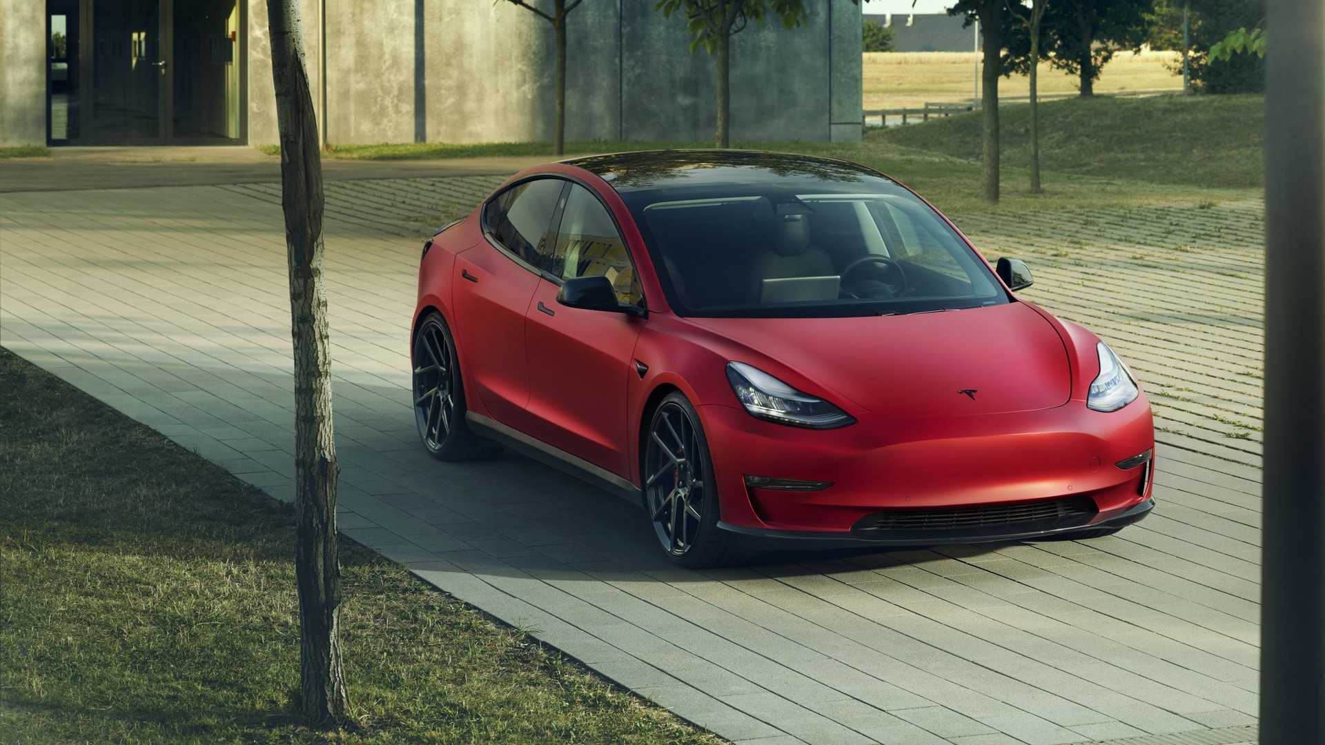 Първата китайска Tesla излиза от завода на 14 октомври