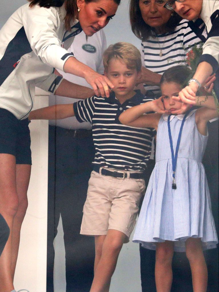 Кейт с принц Джордж и принцеса Шарлот на регата за Купата на краля