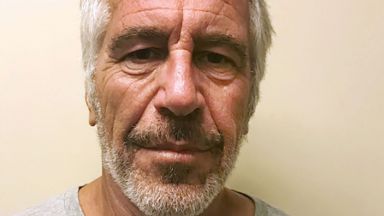 Ръководителят на фонд предоставящ обезщетения на жертвите на сексуалните престъпления