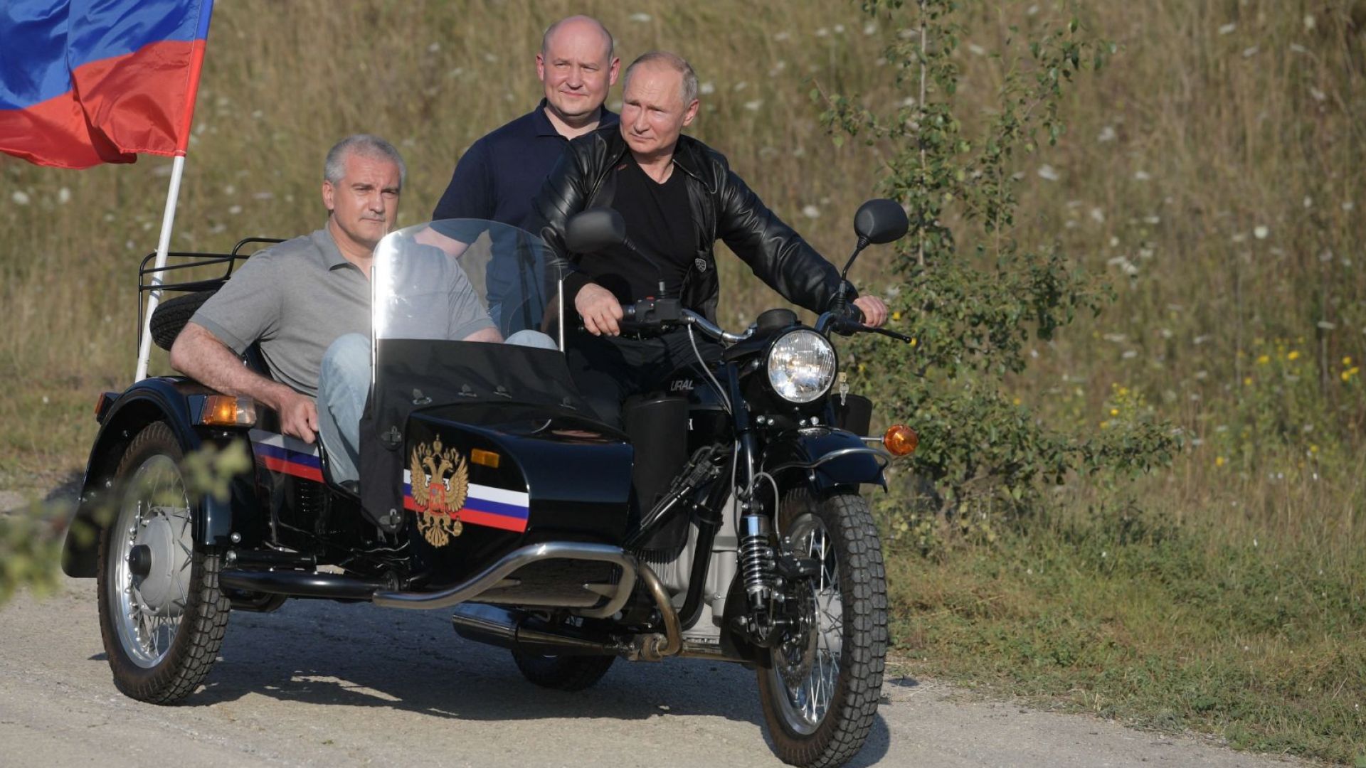 Руският президент Владимир Путин пристигна вчера на шоуто Сянката на