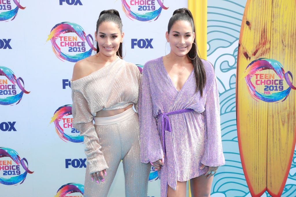 Ники Бела и Бри Бела на Teen Choice Awards 2019