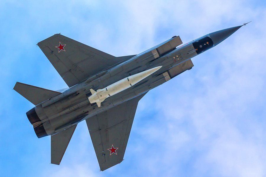 МиГ-31 с "Кинжал"
