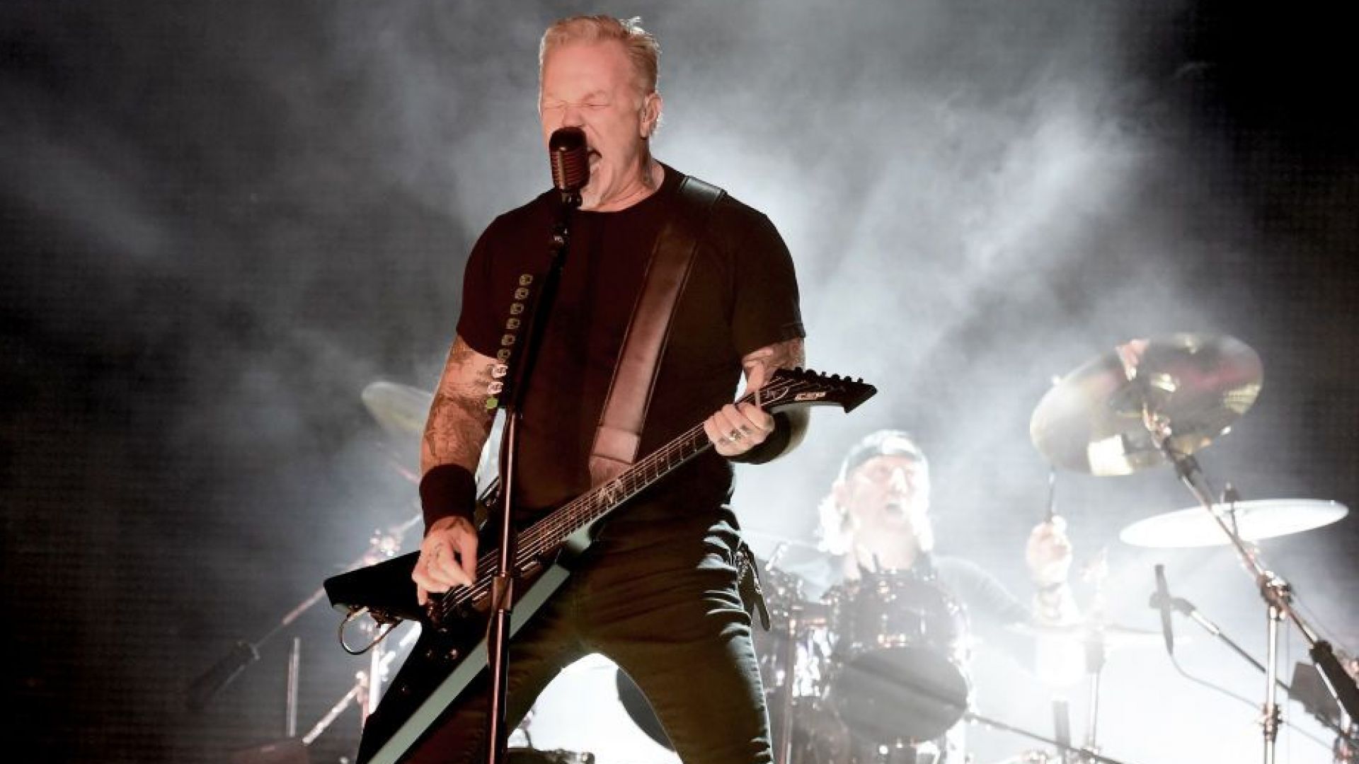 28 години от излизането на "Черния албум" на Metallica