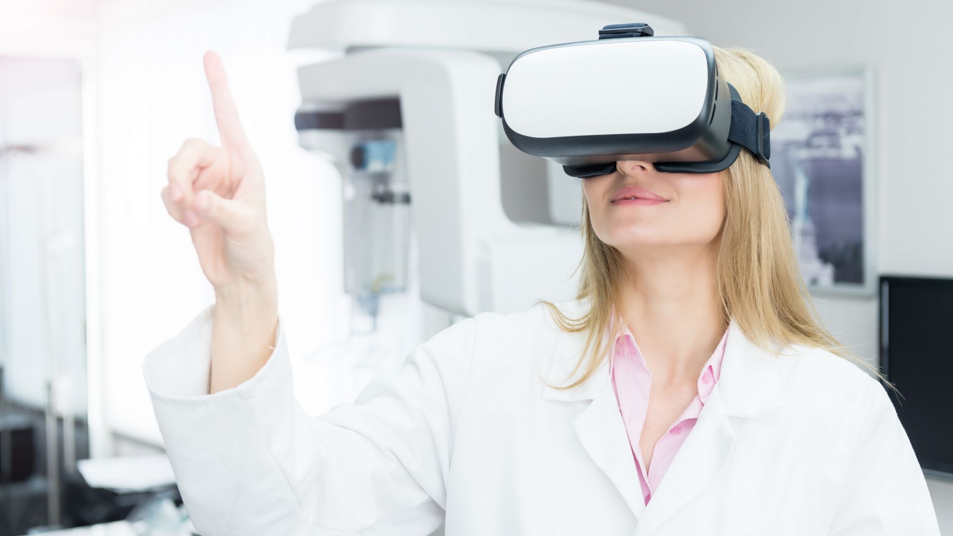 Специалисти от университетската болница на Уелс предлагат по време на