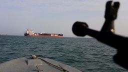 Иран затвори най-важния маршрут за пренос на петрол в света - Ормузкия проток