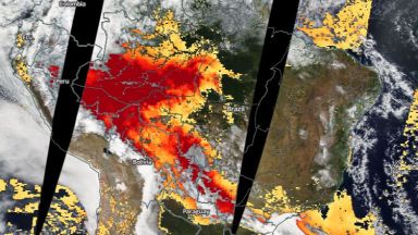 Горят "белите дробове на планетата" - пожари обхванаха и Амазония