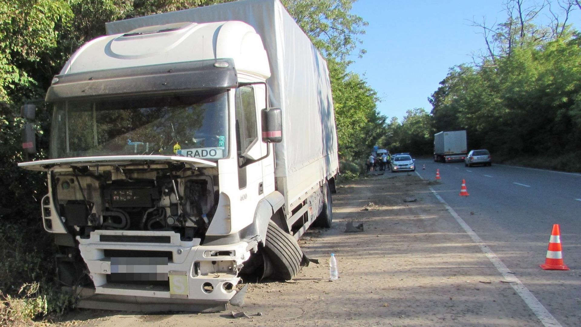 Тежка катастрофа с два тира е станала в Прохода на