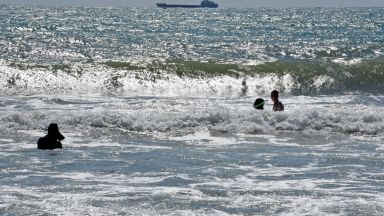 Млад мъж се удави в морето край "Крайморие"