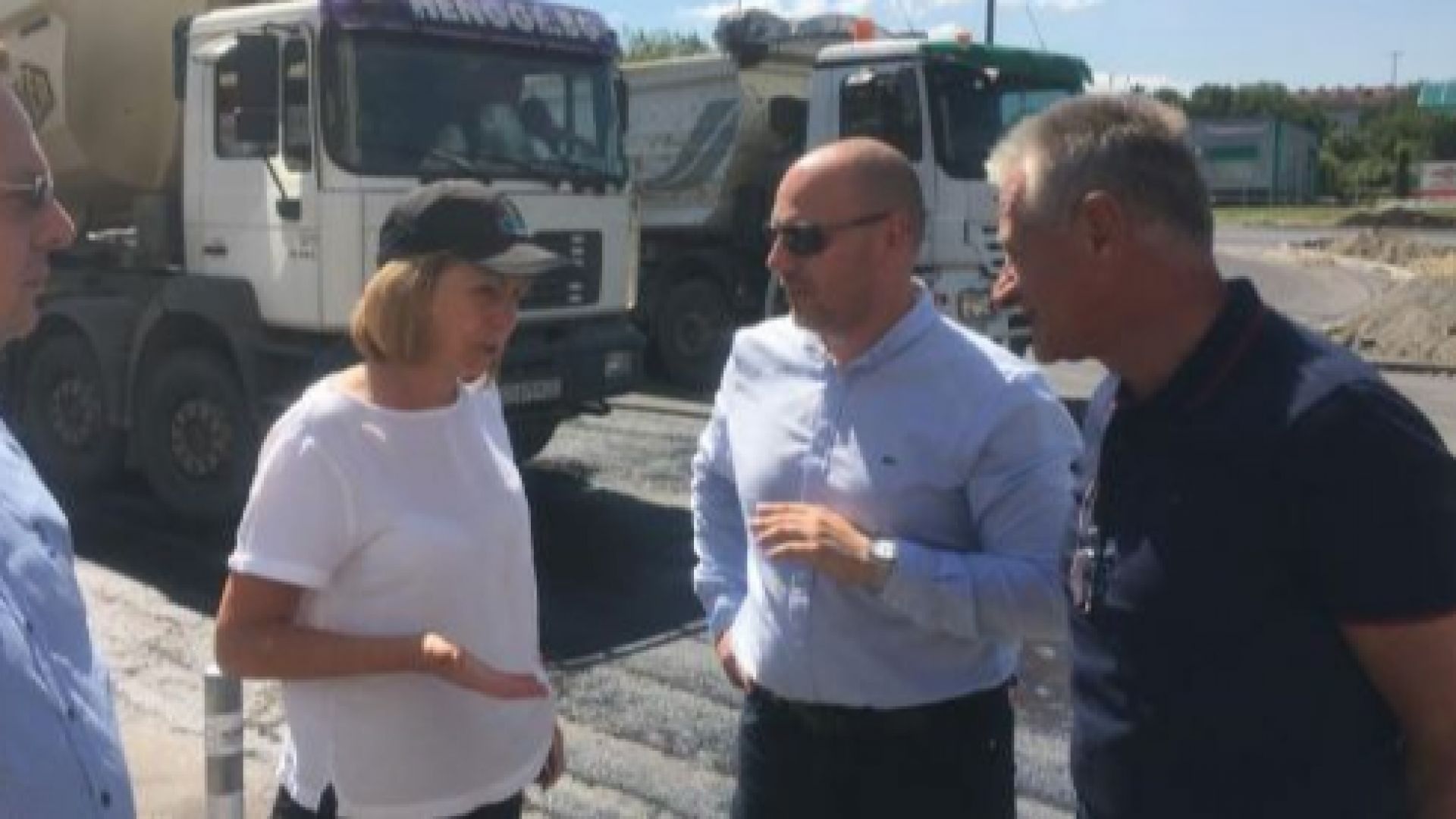 Приключиха ремонтните дейности и е отворена за движение връзката на