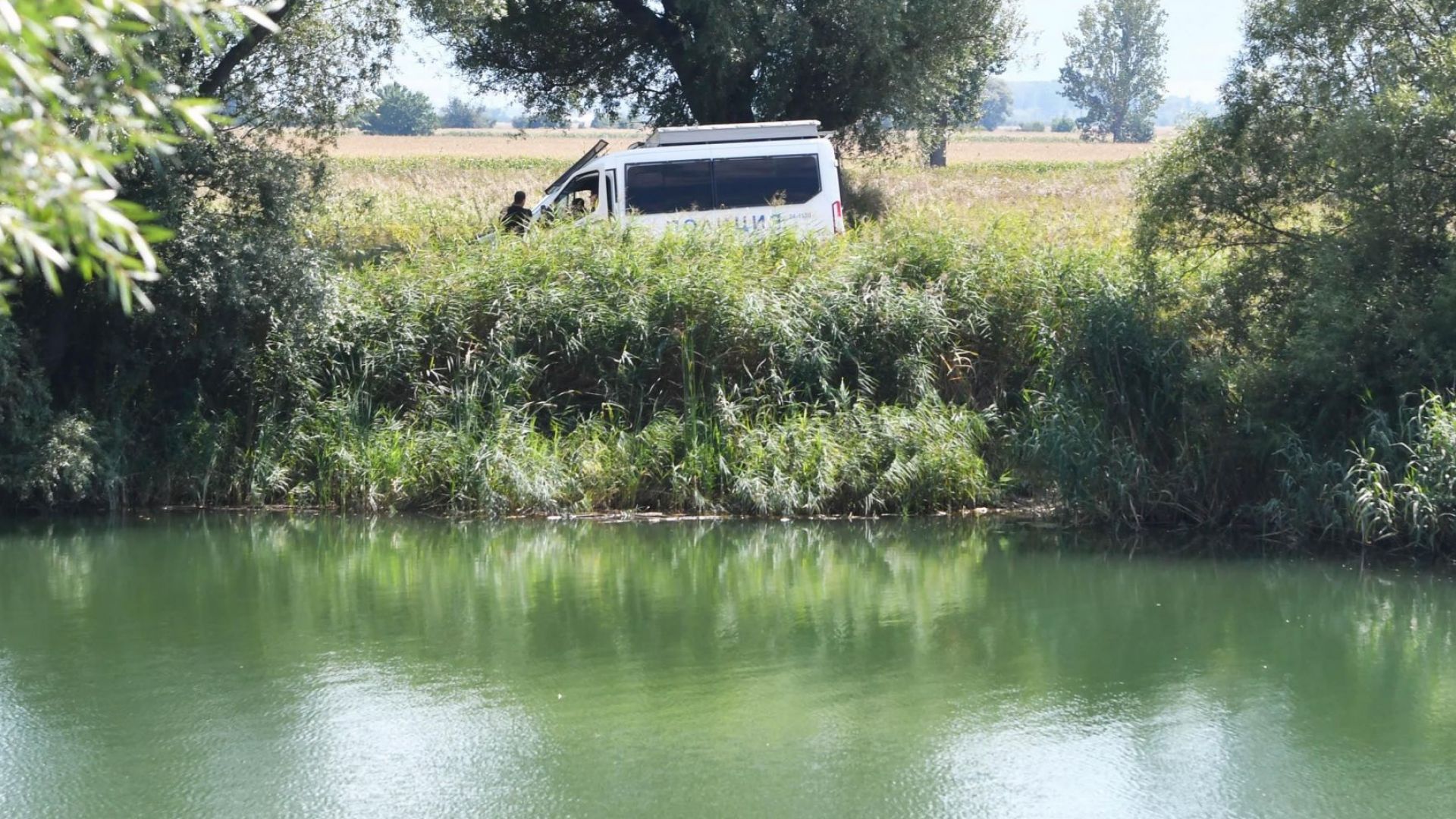 МВР издирва жена на предполагаема възраст 45 55 години и мъж
