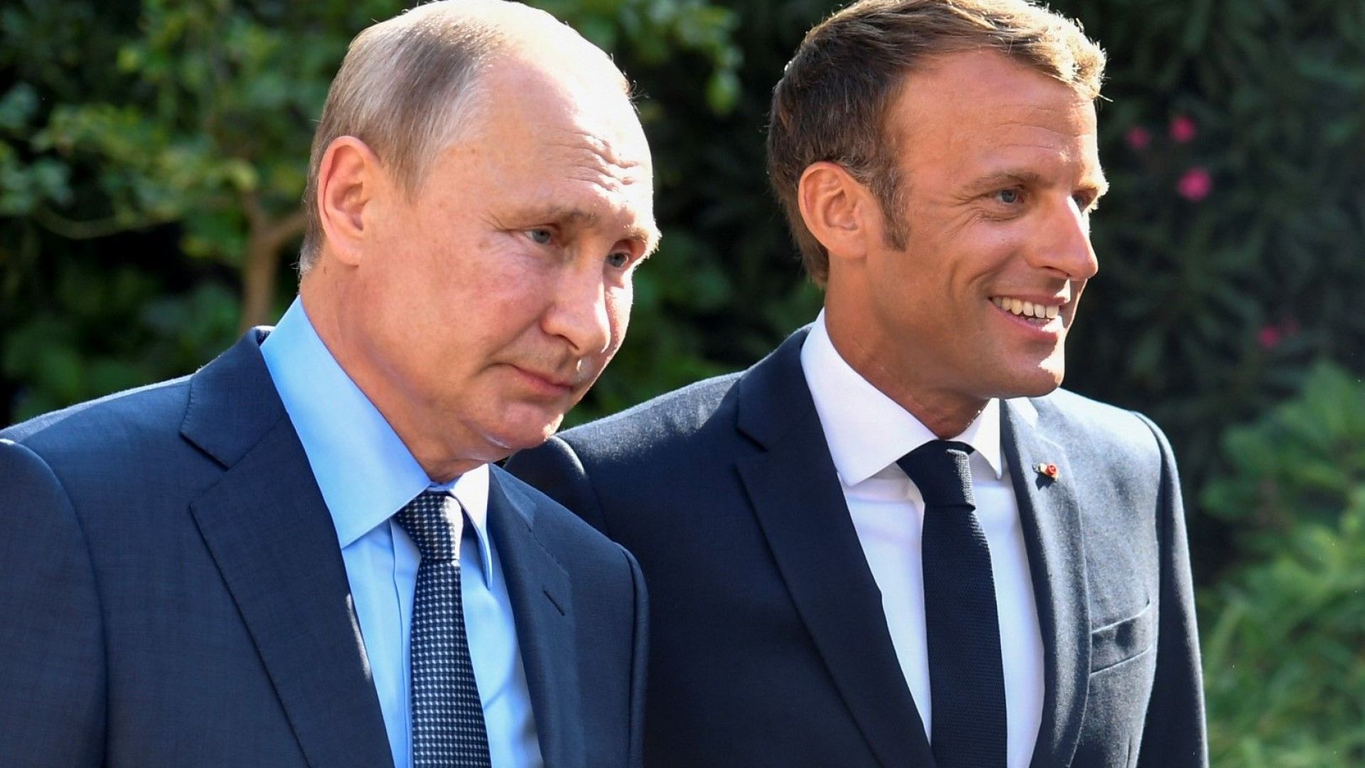Руският президент Владимир Путин каза на френския си колега Еманюел