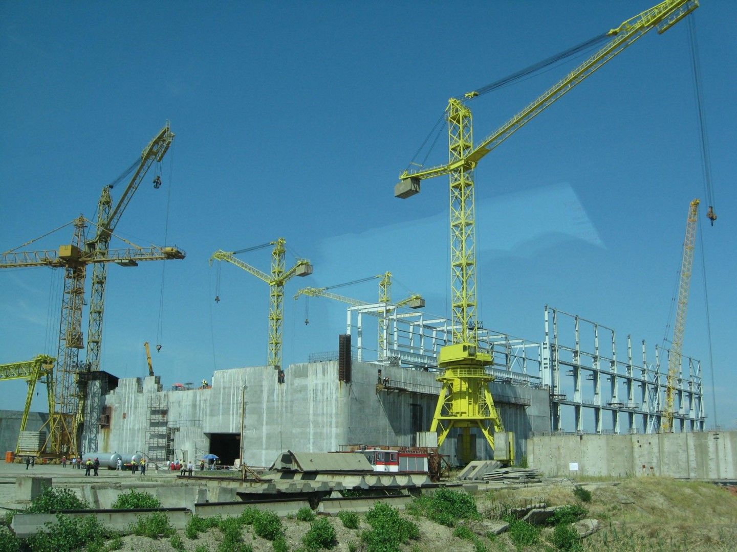 "Росатом" е готов за втори път да се заеме със строителството на атомна електроцентрала в България