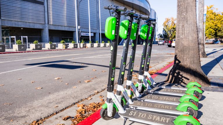 Lime ще оборудва електрическите скутери с компютърно зрение